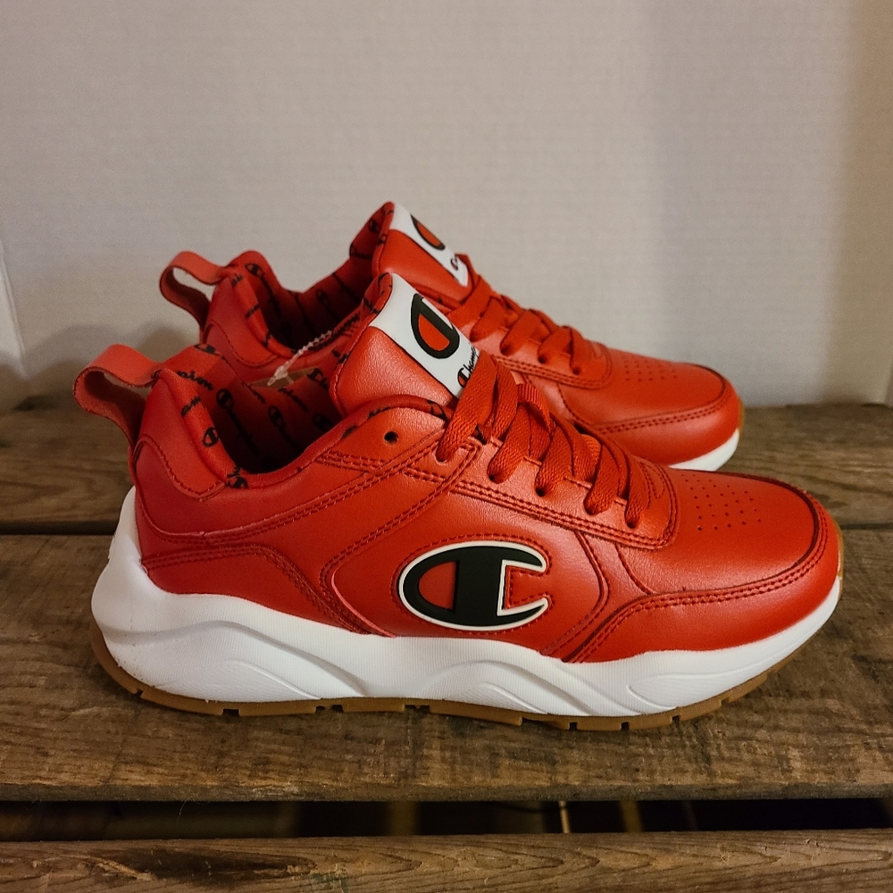 NEW Champion 93Eighteen Classic